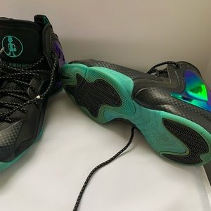 Nike Lil Penny size 9 Men